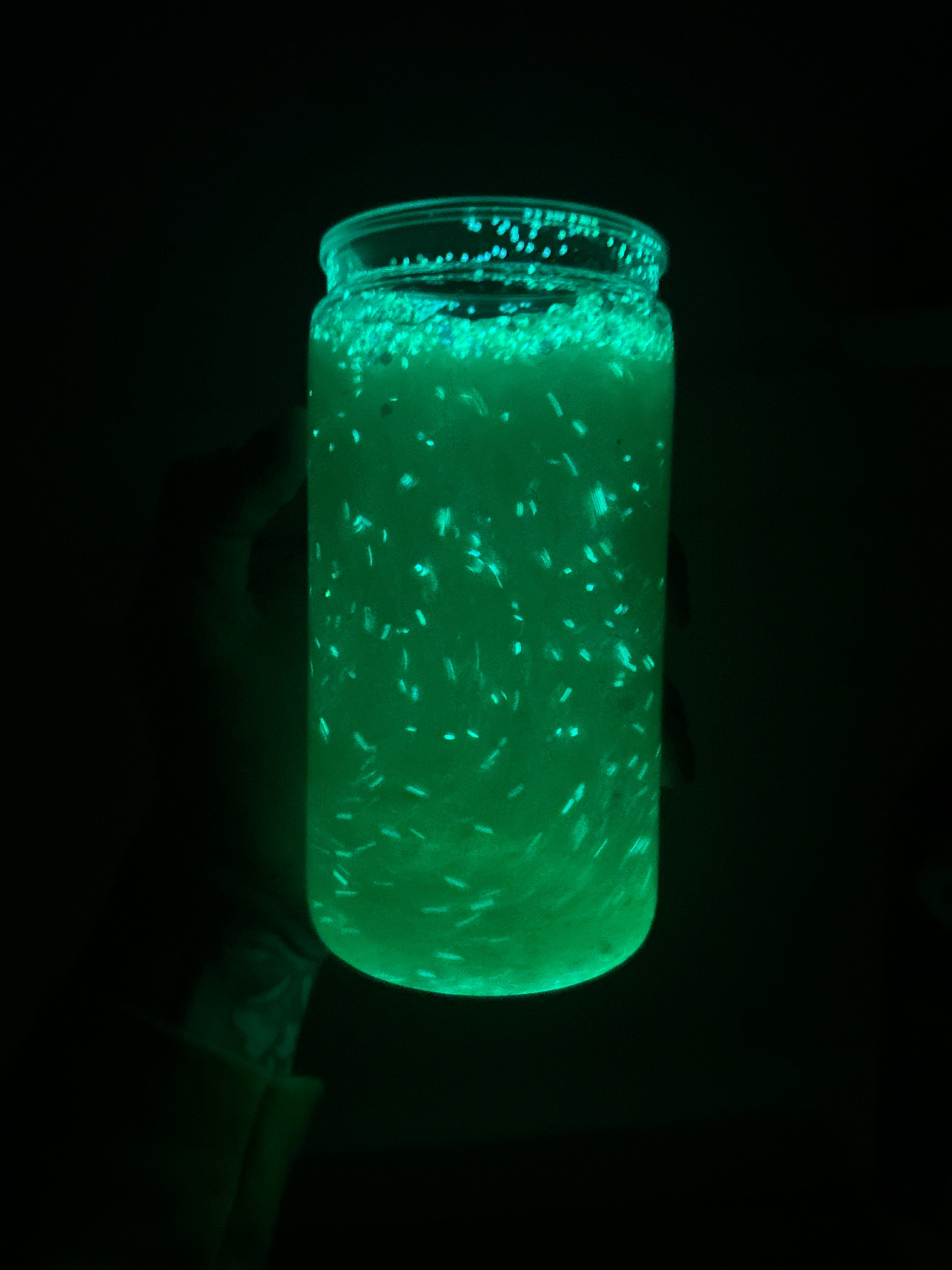 16oz Grass Green Mica Bright Glow in the Dark